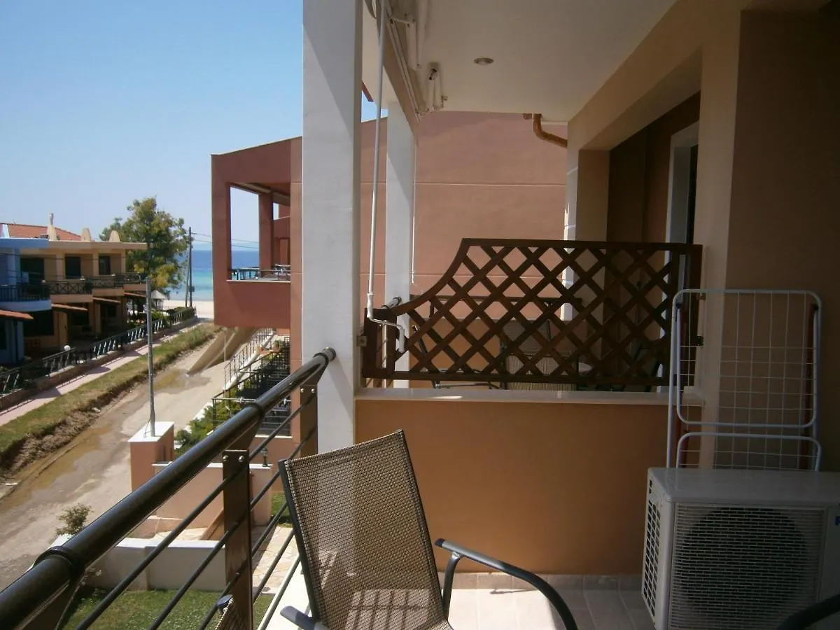 Aparthotel Dafni'S Seaside Luxury Studios Nikiti  Greece